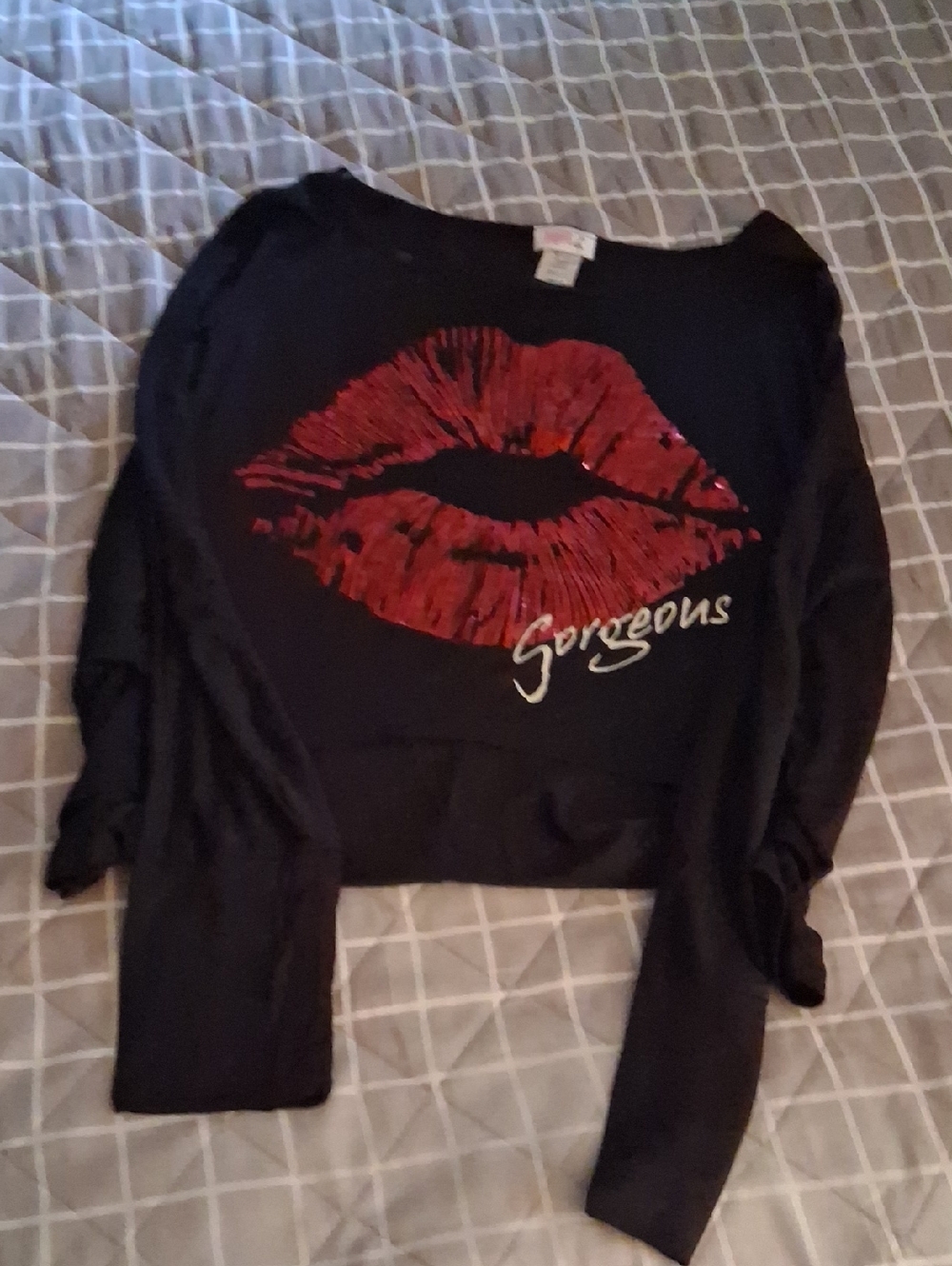 Black Graphic Lip Print Sweater - "Gorgeous"
